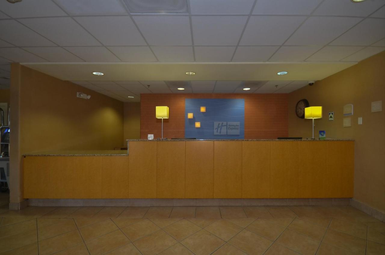 Holiday Inn Express Las Vegas-Nellis By Ihg Dış mekan fotoğraf