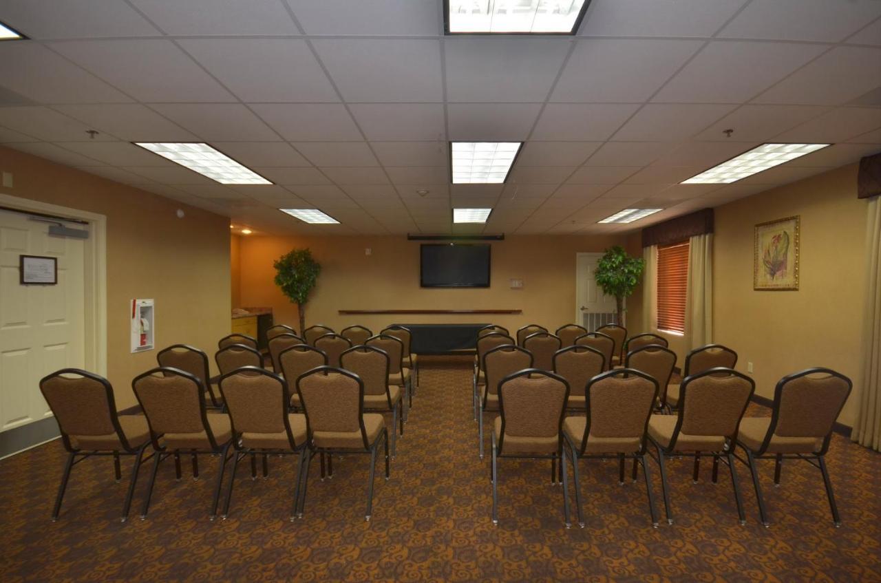 Holiday Inn Express Las Vegas-Nellis By Ihg Dış mekan fotoğraf