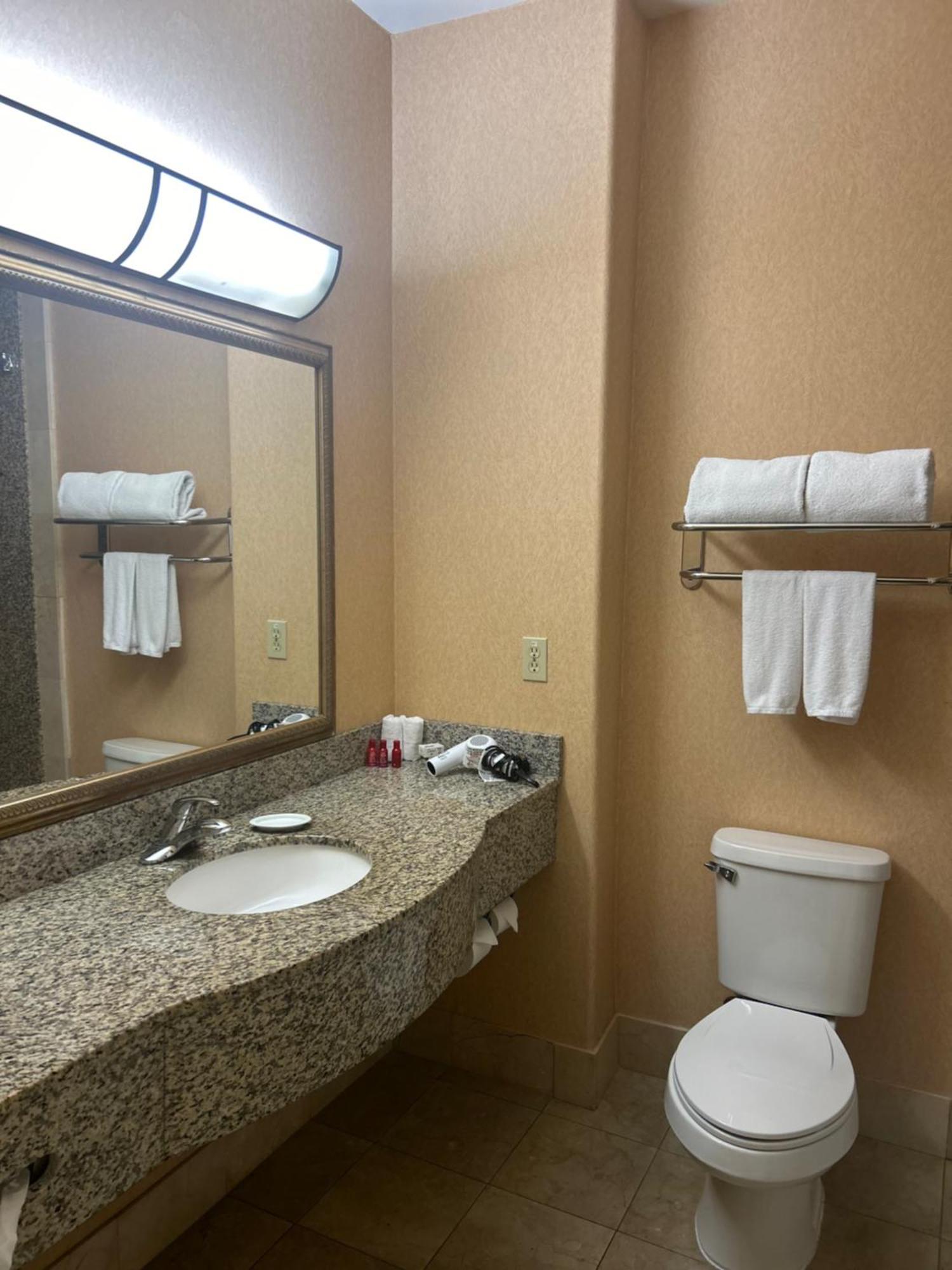 Holiday Inn Express Las Vegas-Nellis By Ihg Dış mekan fotoğraf